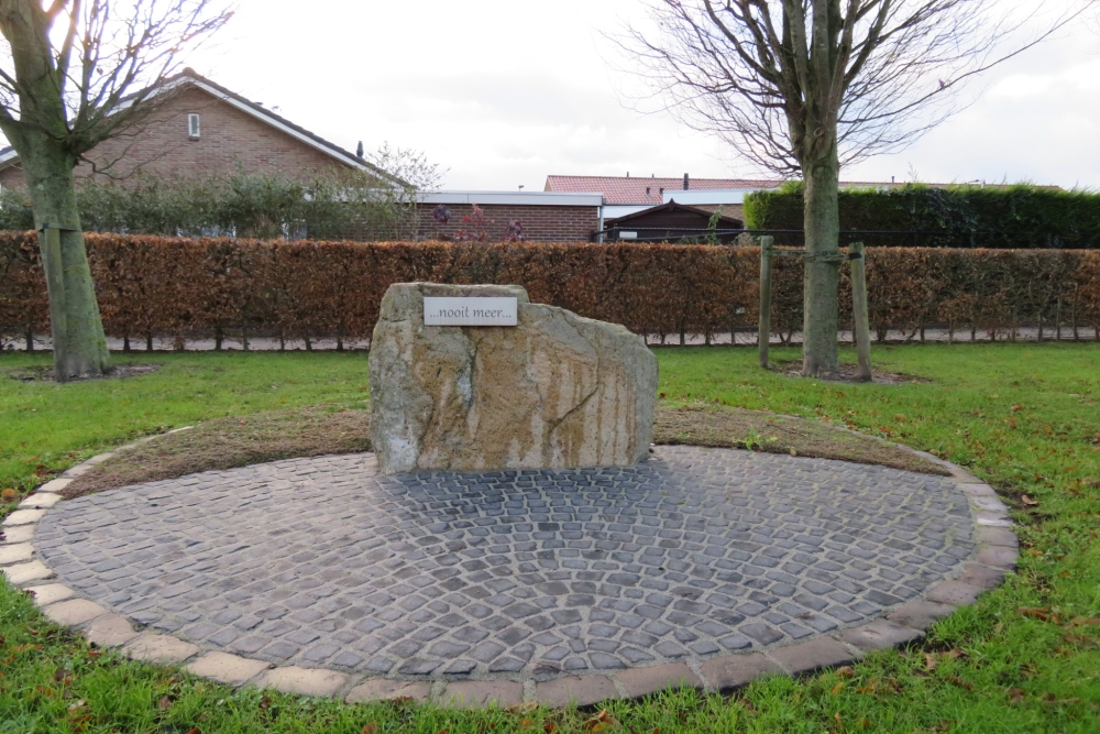 Gedenksteen Vollenhoven